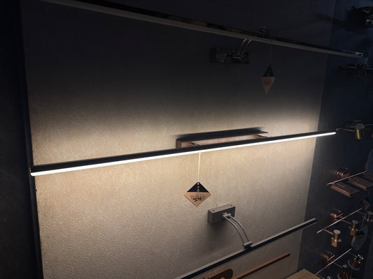Wooden mirror light